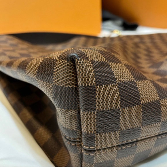 Louis Vuitton Graceful MM - Picture 8 of 15